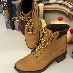 EUC | Timberland Brinda Lace-Up Heel Boots!!